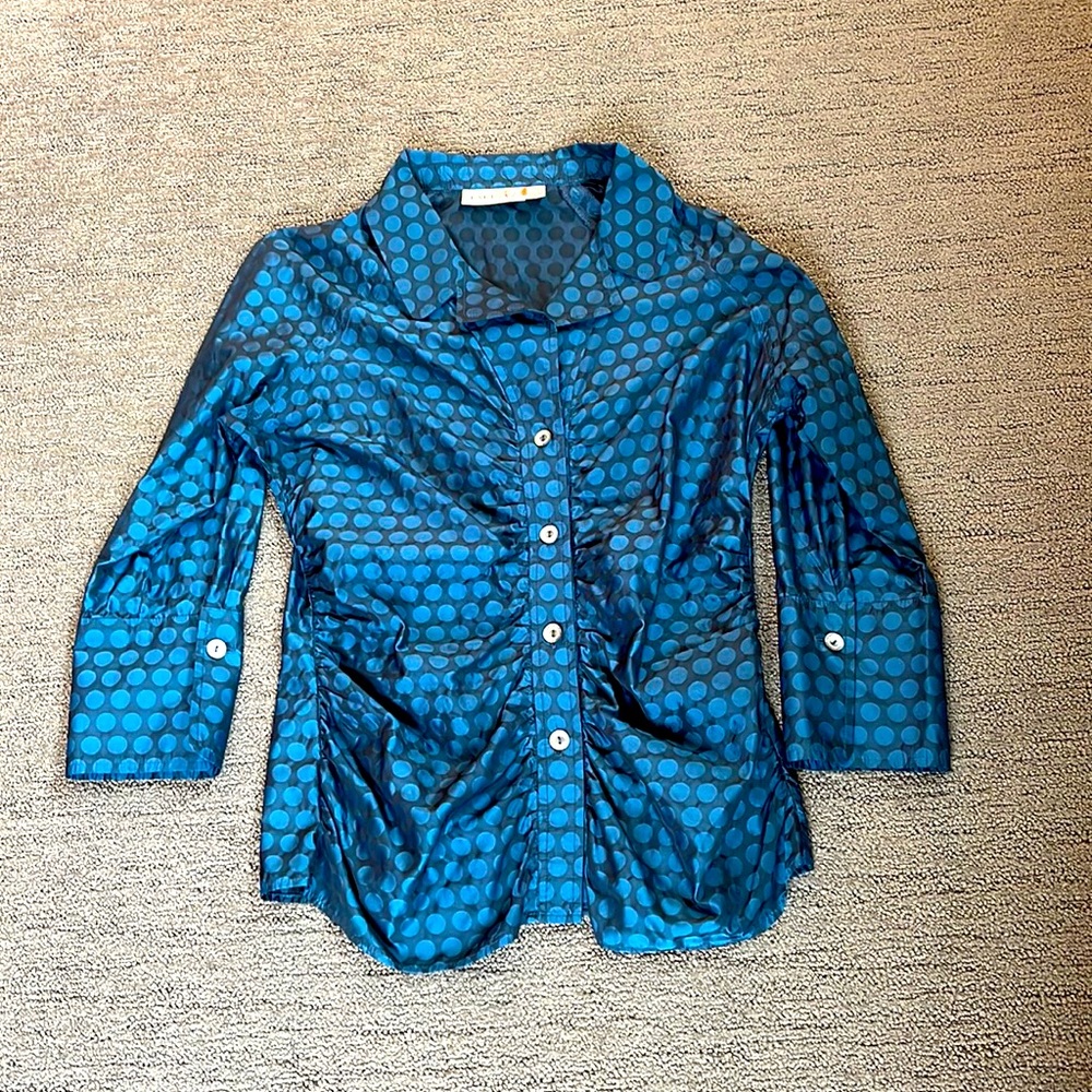 Feminine Farinaz Slightly Ruched Silky Top, Size 10